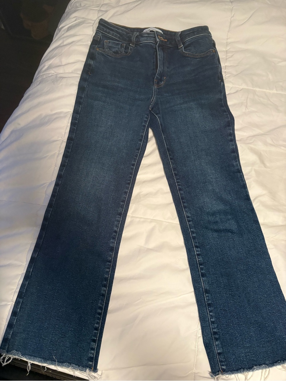 Zara High Rose Cropped Frayed Ankle Size 2